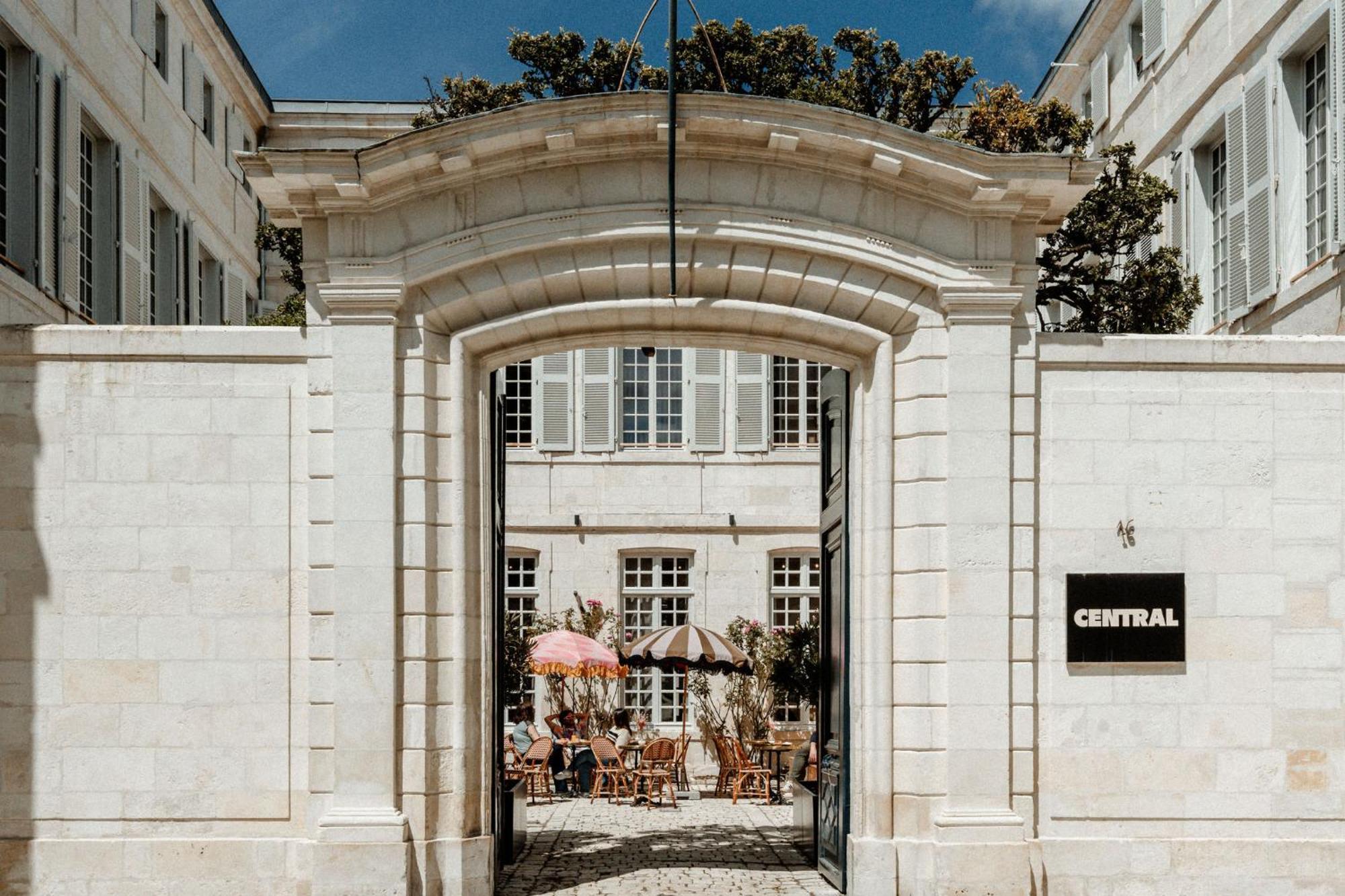 Central Hostel La Rochelle Centre Exterior photo
